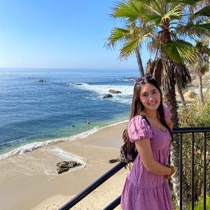 Meet your Posher, Deanna